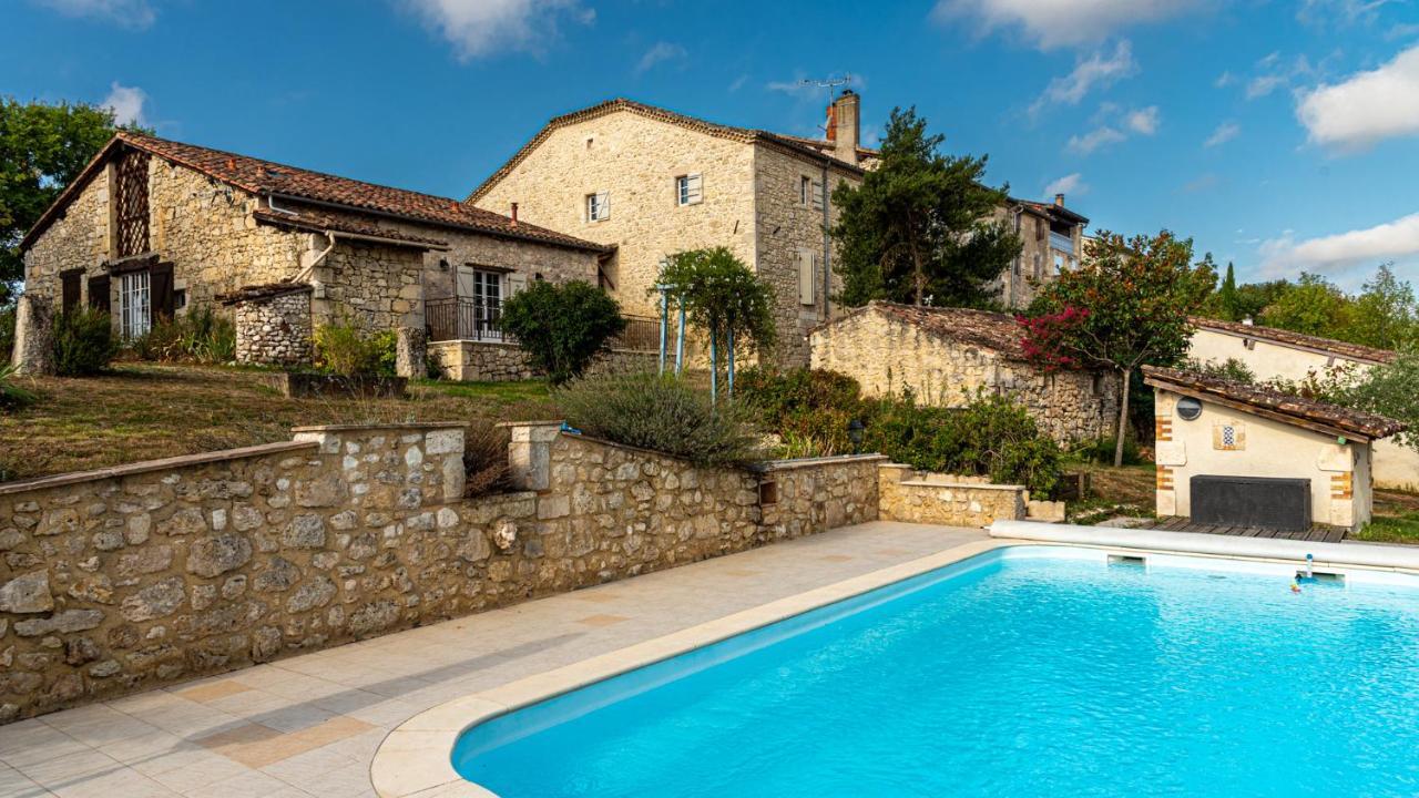 La Maison De Yuka Plieux Екстериор снимка