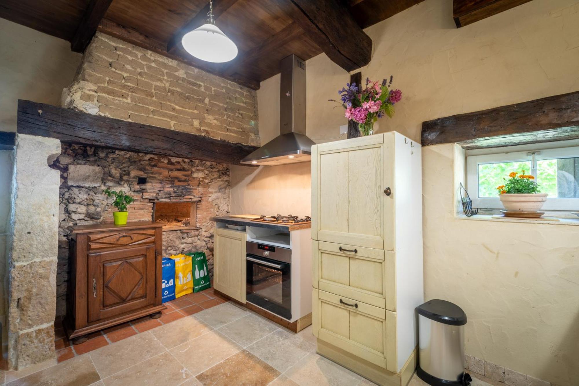 La Maison De Yuka Plieux Екстериор снимка